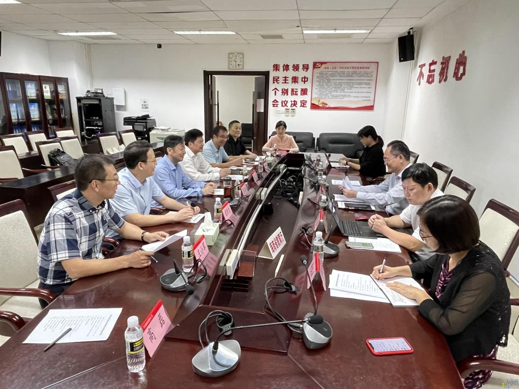 夏文斌校长带队赴海南调研交流 推动经济贸易咨询合作新篇章